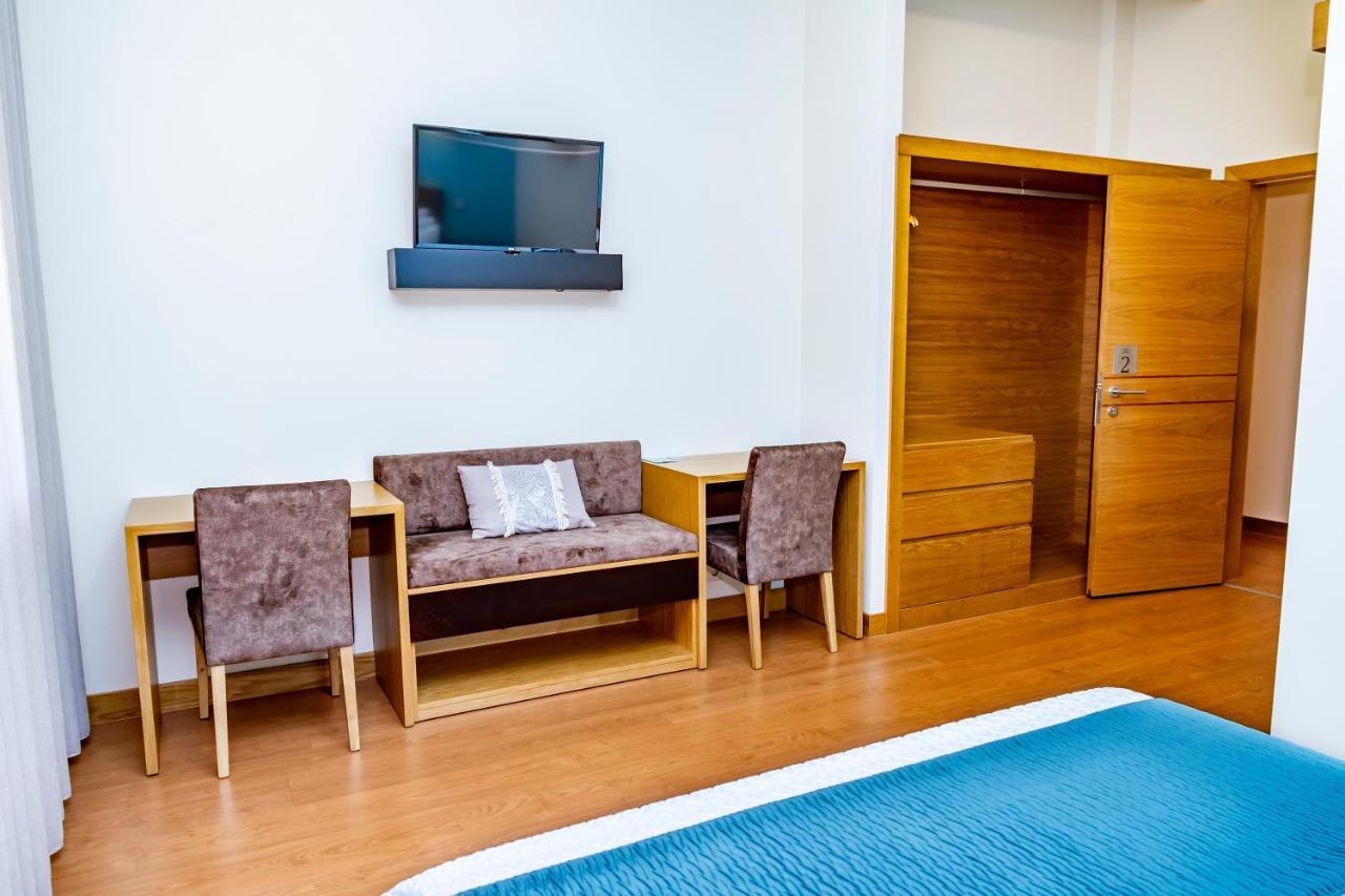 Bed and Breakfast Boutique Mouras Мондин-ди-Башту Экстерьер фото